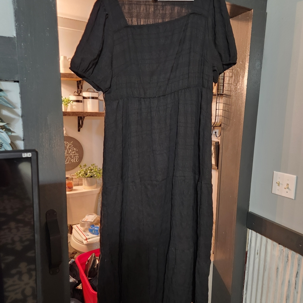 SHEIN Black Midi Dress